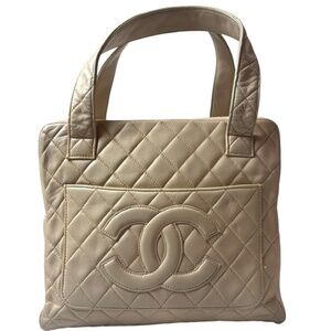 CHANEL Quilted Beige Matelasse Lambskin CC Logo Bag
